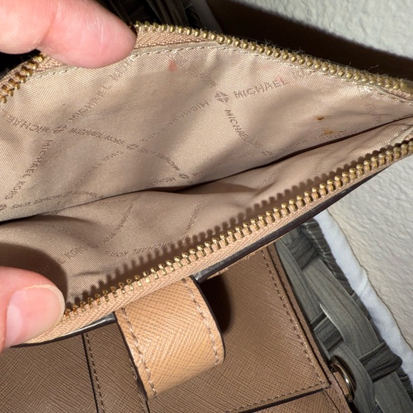 Michael Kors Jet Set Travel Double Zip Wristlet Wallet Beige Saffiano - Picture 6 of 14